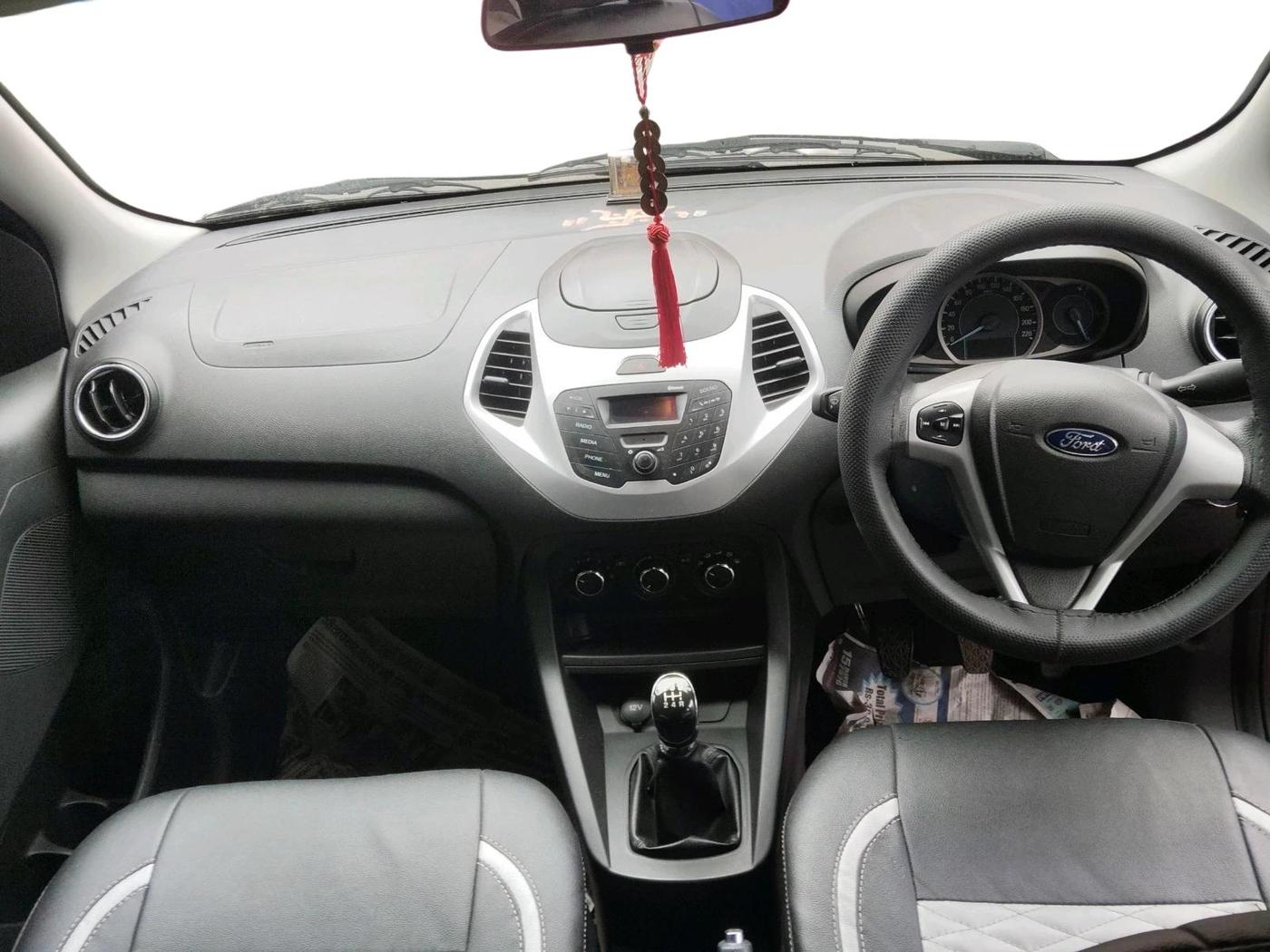2016 Ford Figo Aspire TITANIUM 1.2 PETROL, Petrol, Manual, 31,665 km, interior