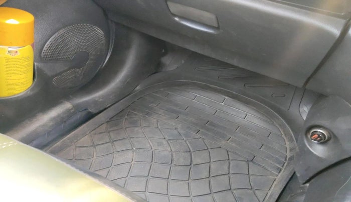 2015 Nissan Micra Active XV SAFETY PACK, Petrol, Manual, 52,961 km, interior