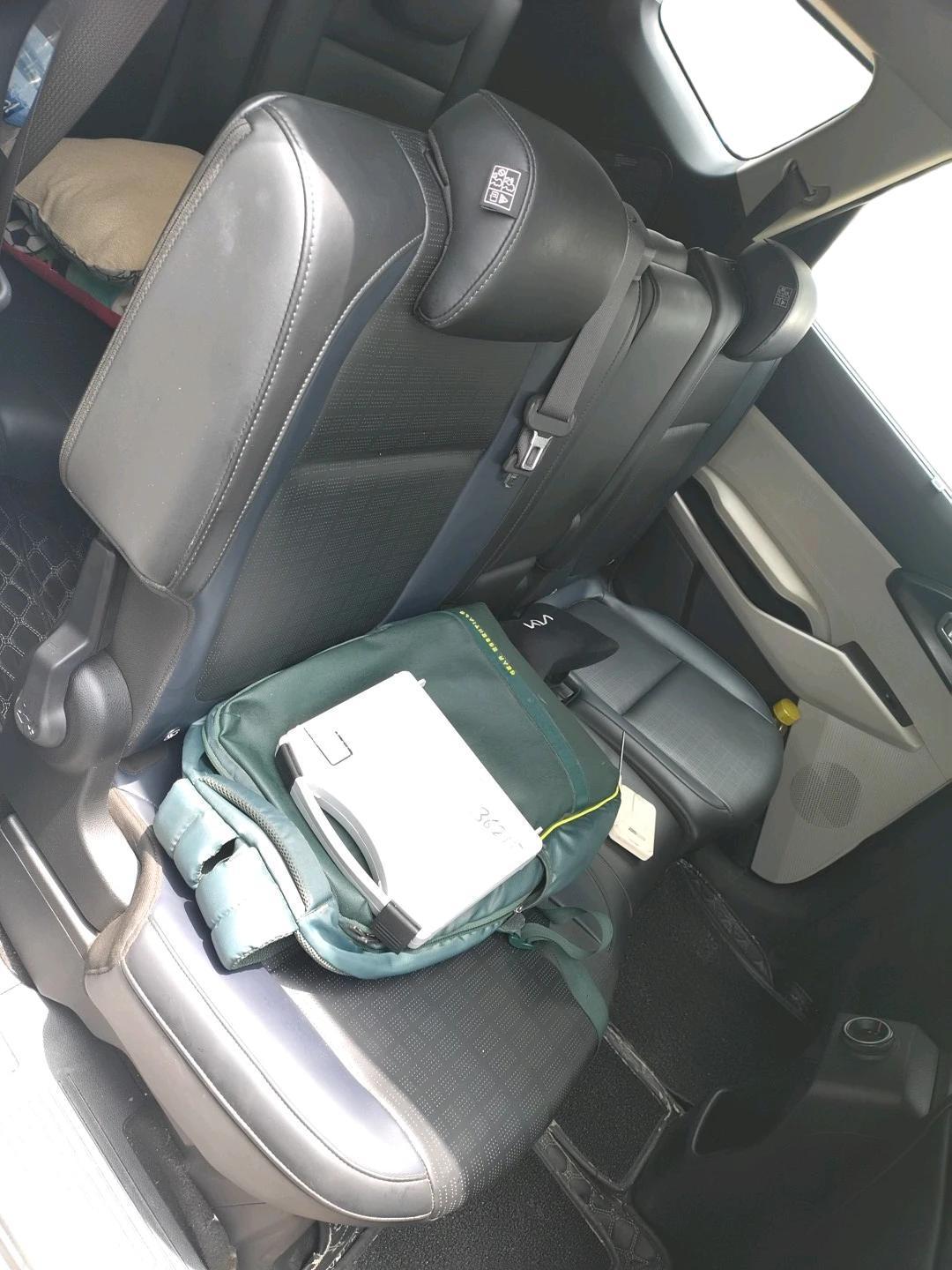 2025 KIA Carens Clavis HTE(O) 1.5 Petrol MT, Petrol, Manual, 19,443 km, interior