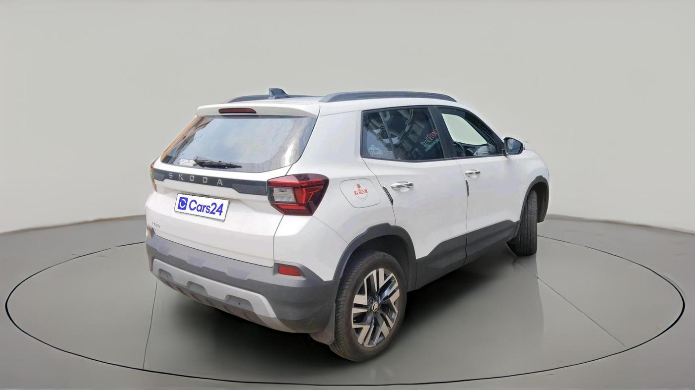 2025 Skoda Kylaq Prestige AT, Petrol, Automatic, 2,263 km, exterior