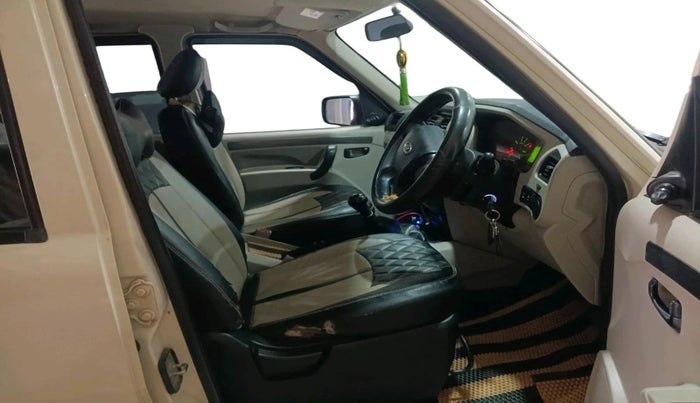 2022 Mahindra Scorpio S5, Diesel, Manual, 1,05,013 km, interior