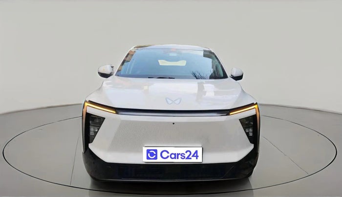 2025 Mahindra XEV 9e Pack Three B79 KWH, Electric, Automatic, 19,694 km, exterior
