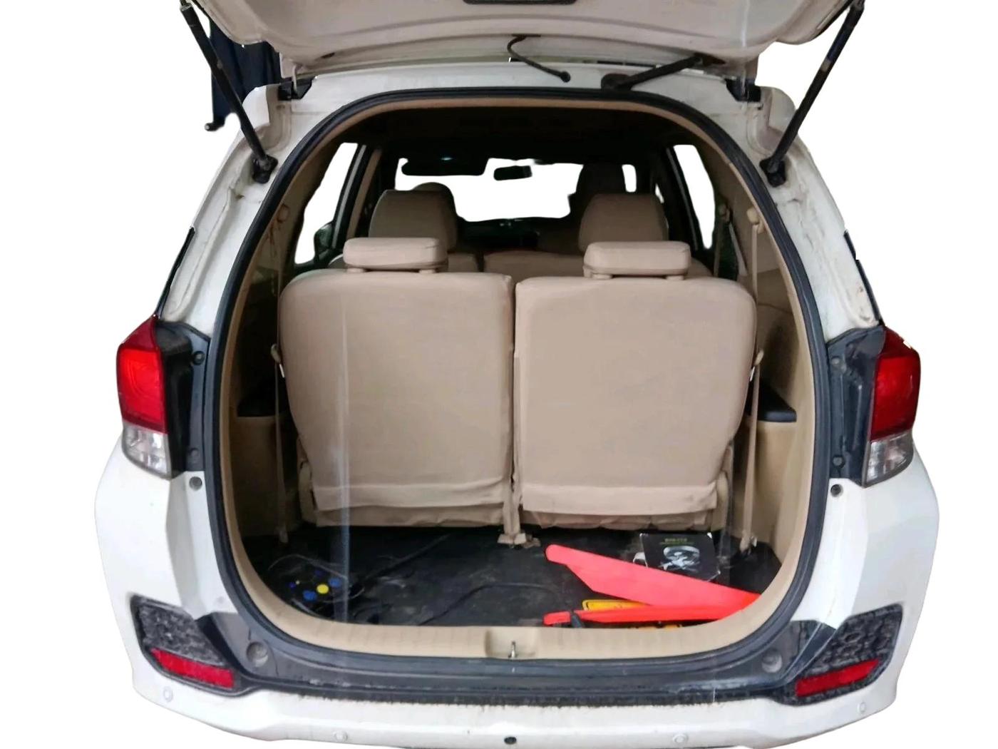 2014 Honda Mobilio 1.5L I-DTEC V, Diesel, Manual, 1,14,751 km, exterior