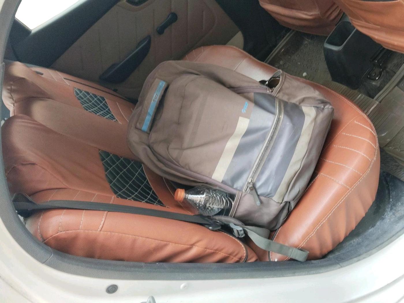 2018 Hyundai Eon ERA +, Petrol, Manual, 1,03,569 km, interior