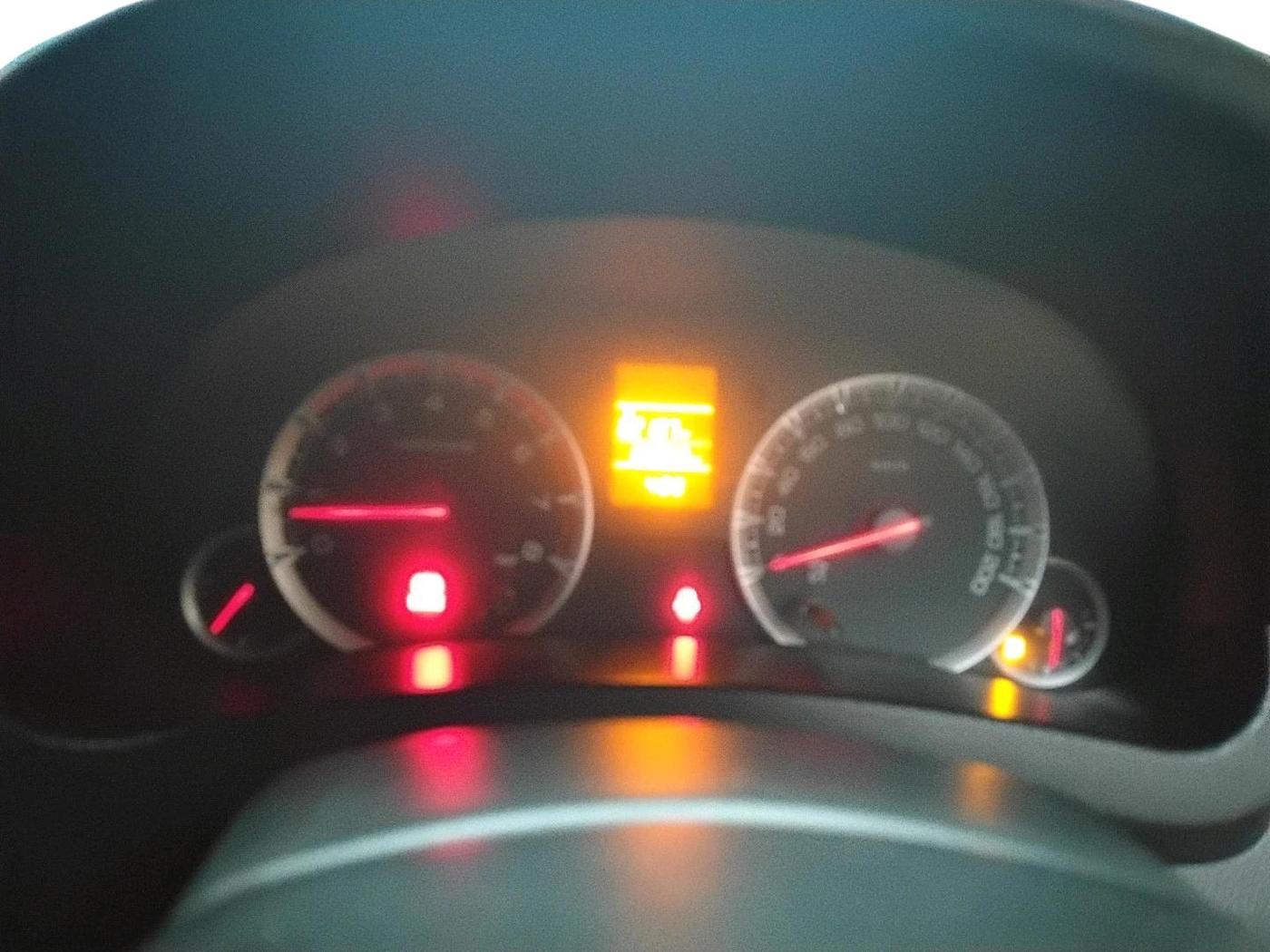 2012 Maruti Swift VXI, Petrol, Manual, 1,83,552 km, interior