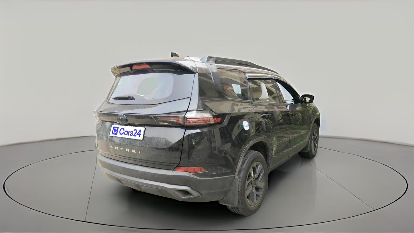 2023 Tata Safari XZA PLUS 2.0L RED DARK EDITION, Diesel, Automatic, 26,577 km, exterior