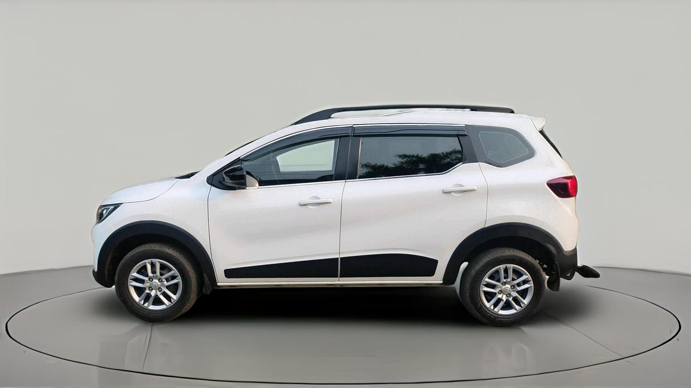2024 Renault TRIBER RXT, Petrol, Manual, 18,558 km, exterior