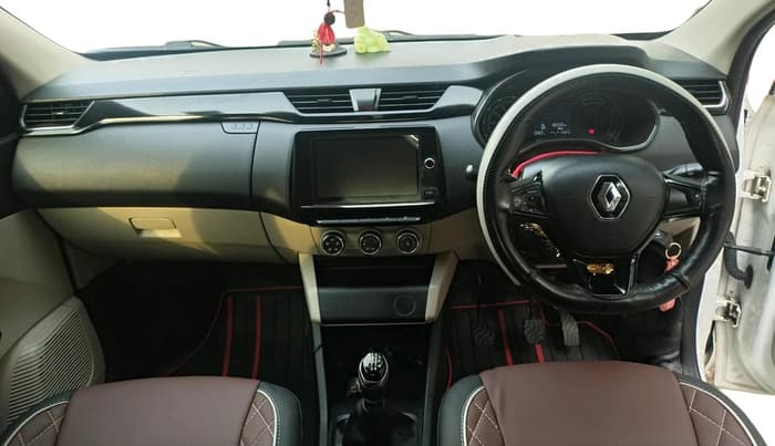 2024 Renault TRIBER RXT, Petrol, Manual, 18,558 km, interior