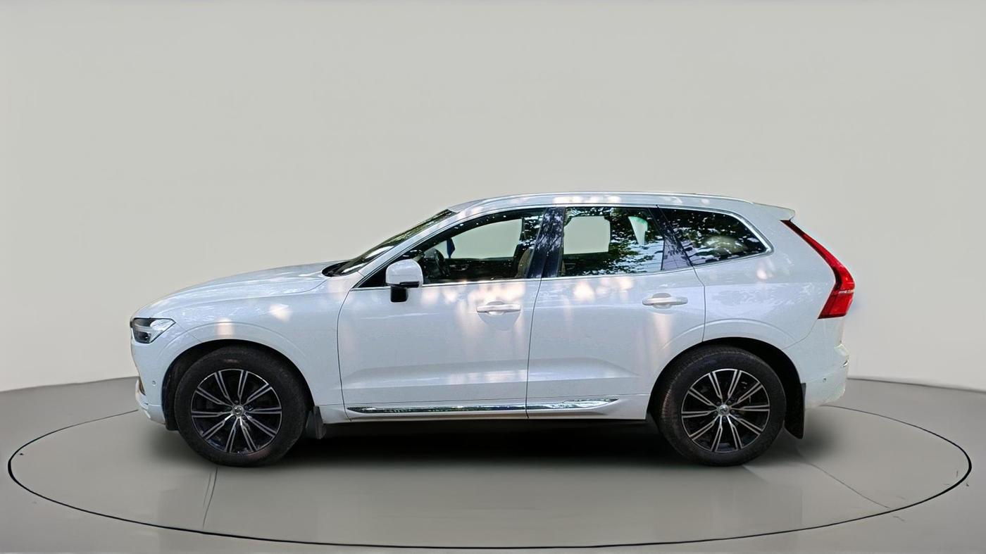 2021 Volvo XC 60 D5 INSCRIPTION, Diesel, Automatic, 1,36,327 km, exterior