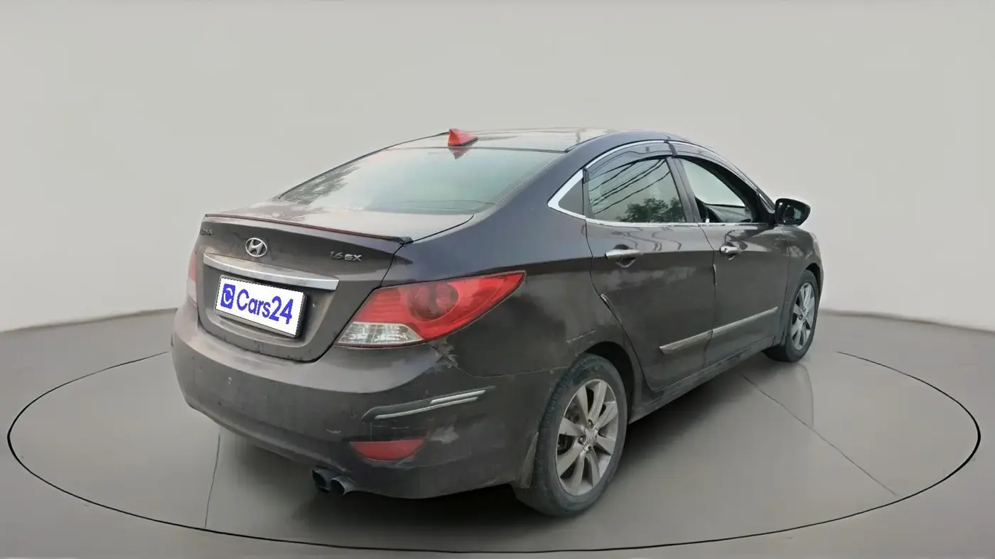 2011 Hyundai Verna FLUIDIC 1.6 CRDI SX, Diesel, Manual, 1,13,662 km, exterior