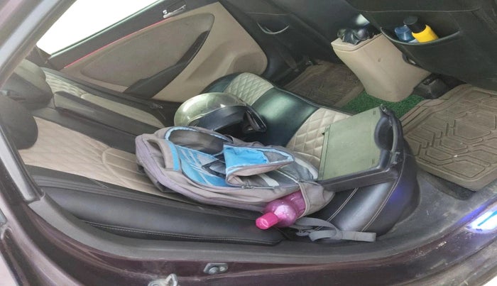 2011 Hyundai Verna FLUIDIC 1.6 CRDI SX, Diesel, Manual, 1,13,662 km, interior