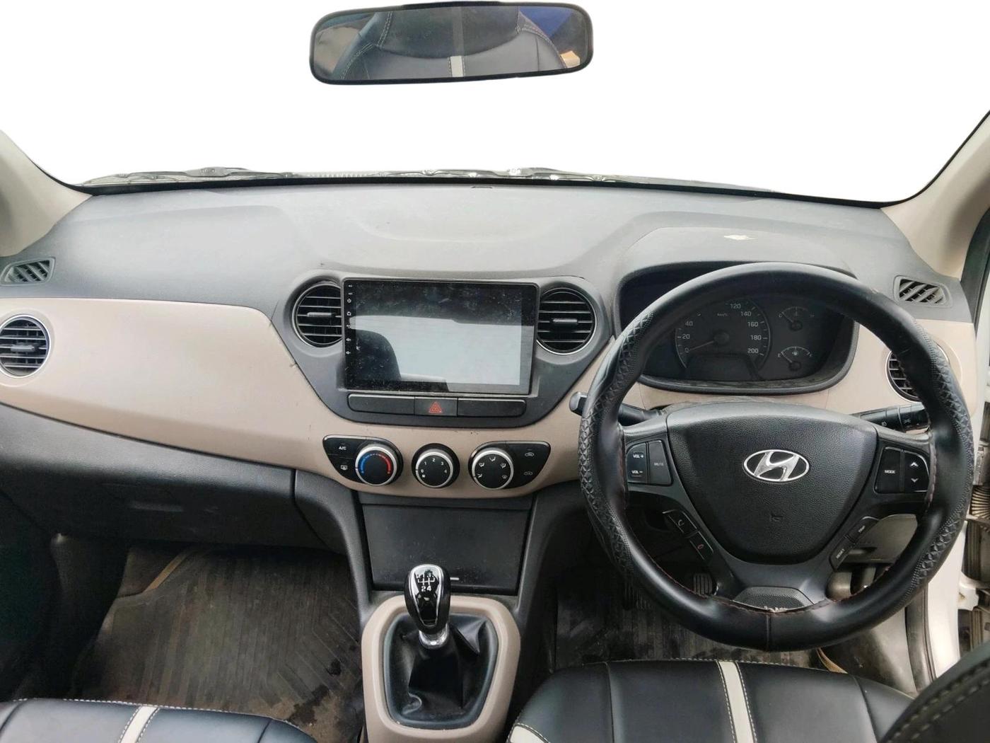 2014 Hyundai Xcent S 1.1 CRDI (O), Diesel, Manual, 1,44,082 km, interior