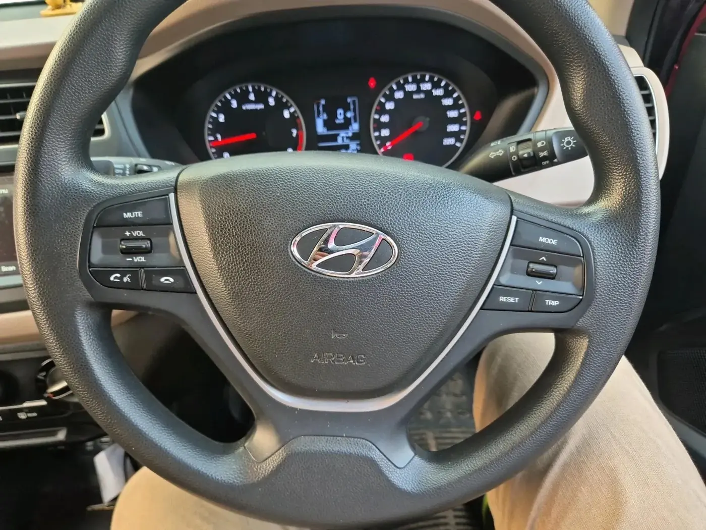 2019 Hyundai Elite i20 SPORTZ PLUS 1.2, Petrol, Manual, 48,454 km, interior