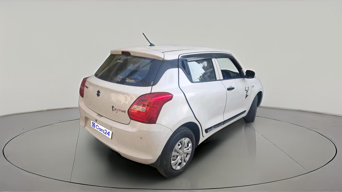 2021 Maruti Swift LXI, Petrol, Manual, 71,161 km, exterior