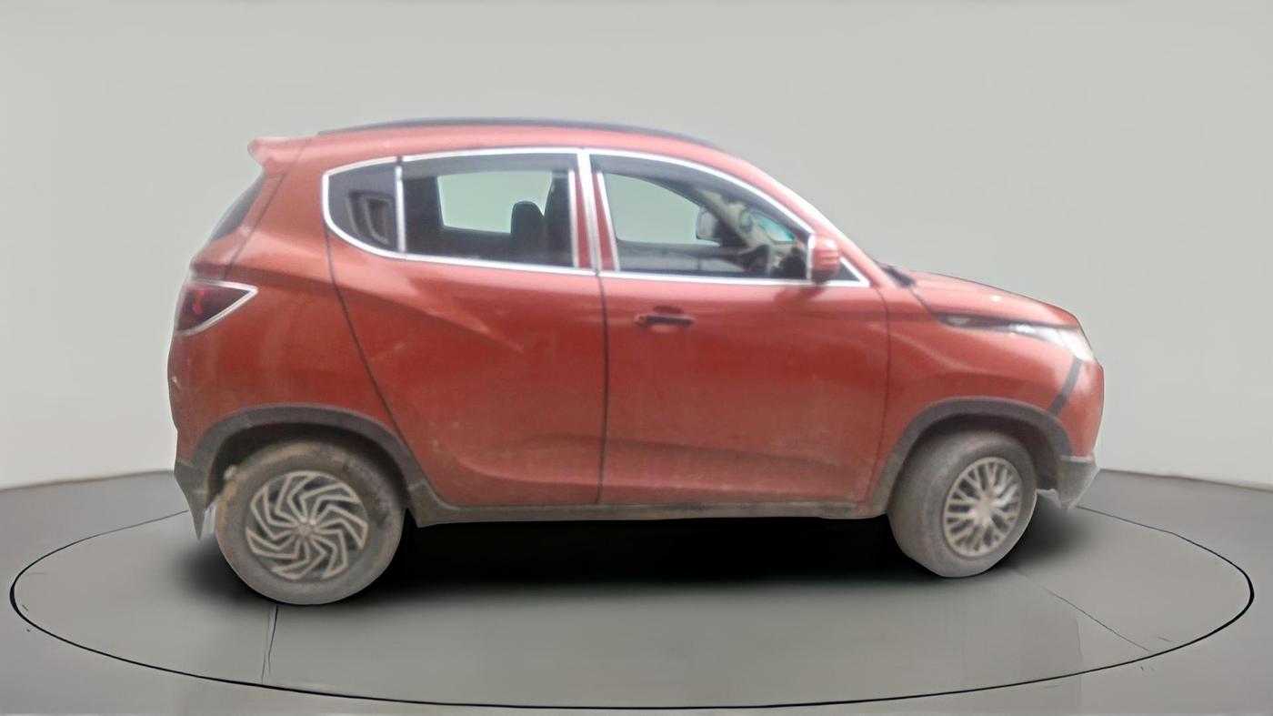 2016 Mahindra Kuv100 K4 6 STR, Petrol, Manual, 1,01,210 km, exterior