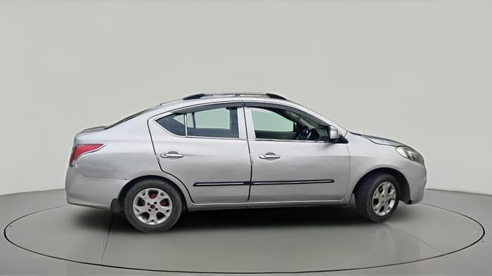 2016 Renault Scala RXZ DIESEL, Diesel, Manual, 1,02,437 km, exterior