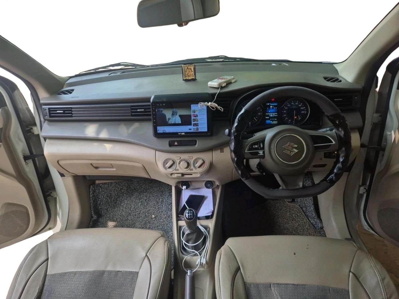 2018 Maruti Ertiga VXI SHVS, Petrol, Manual, 2,07,865 km, interior