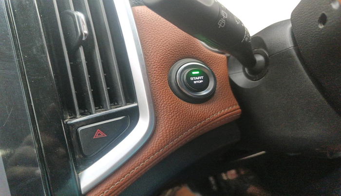 2021 MG HECTOR PLUS SHARP 1.5 PETROL TURBO HYBRID MT 6-STR, Petrol, Manual, 1,46,941 km, interior