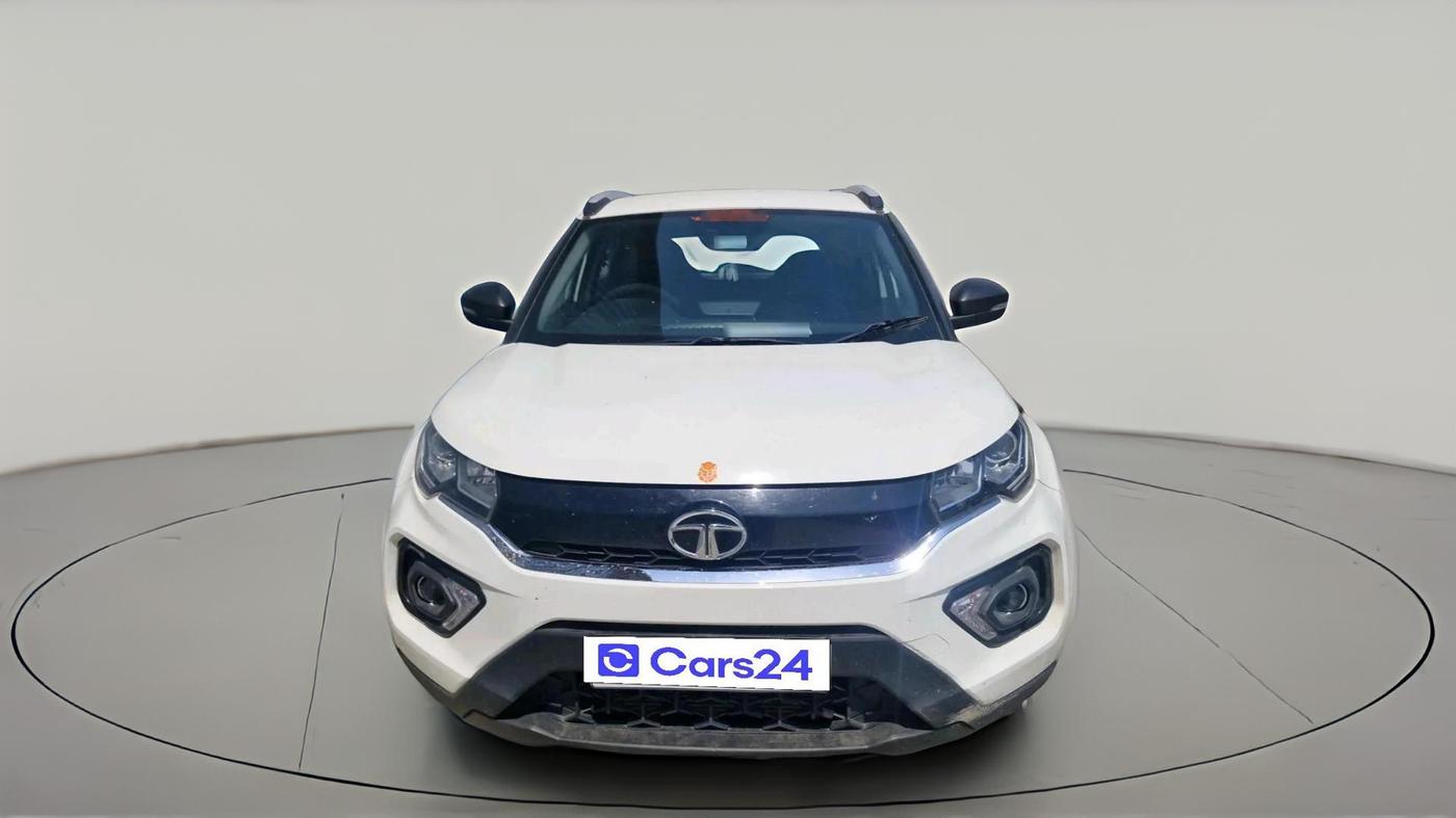 2023 Tata NEXON XM PETROL, Petrol, Manual, 70,238 km, exterior