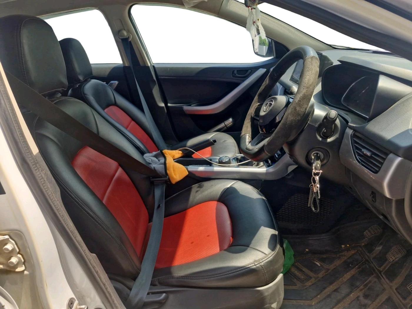 2023 Tata NEXON XM PETROL, Petrol, Manual, 70,238 km, interior