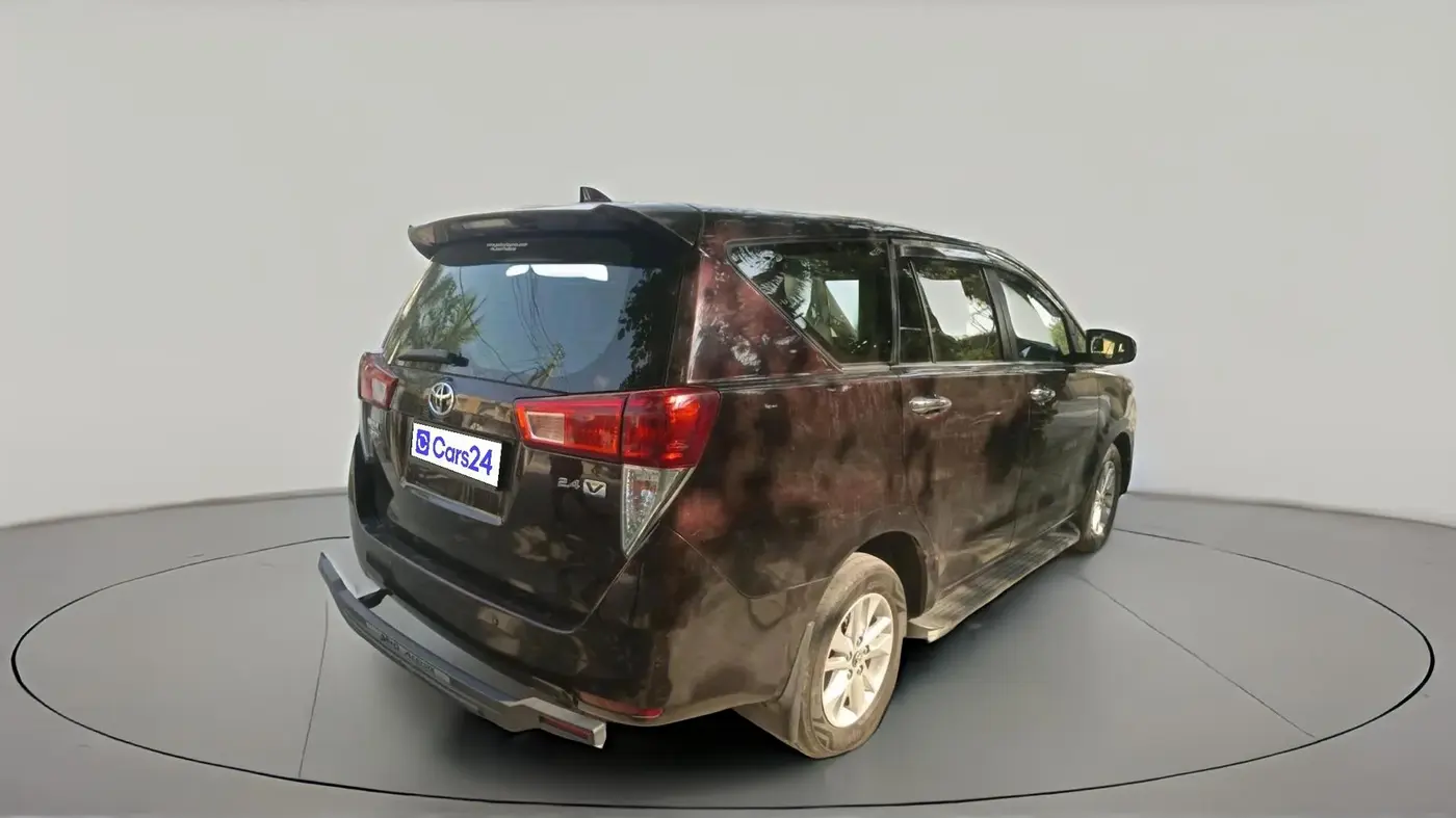 2019 Toyota Innova Crysta 2.4 VX 8 STR, Diesel, Manual, 66,200 km, exterior