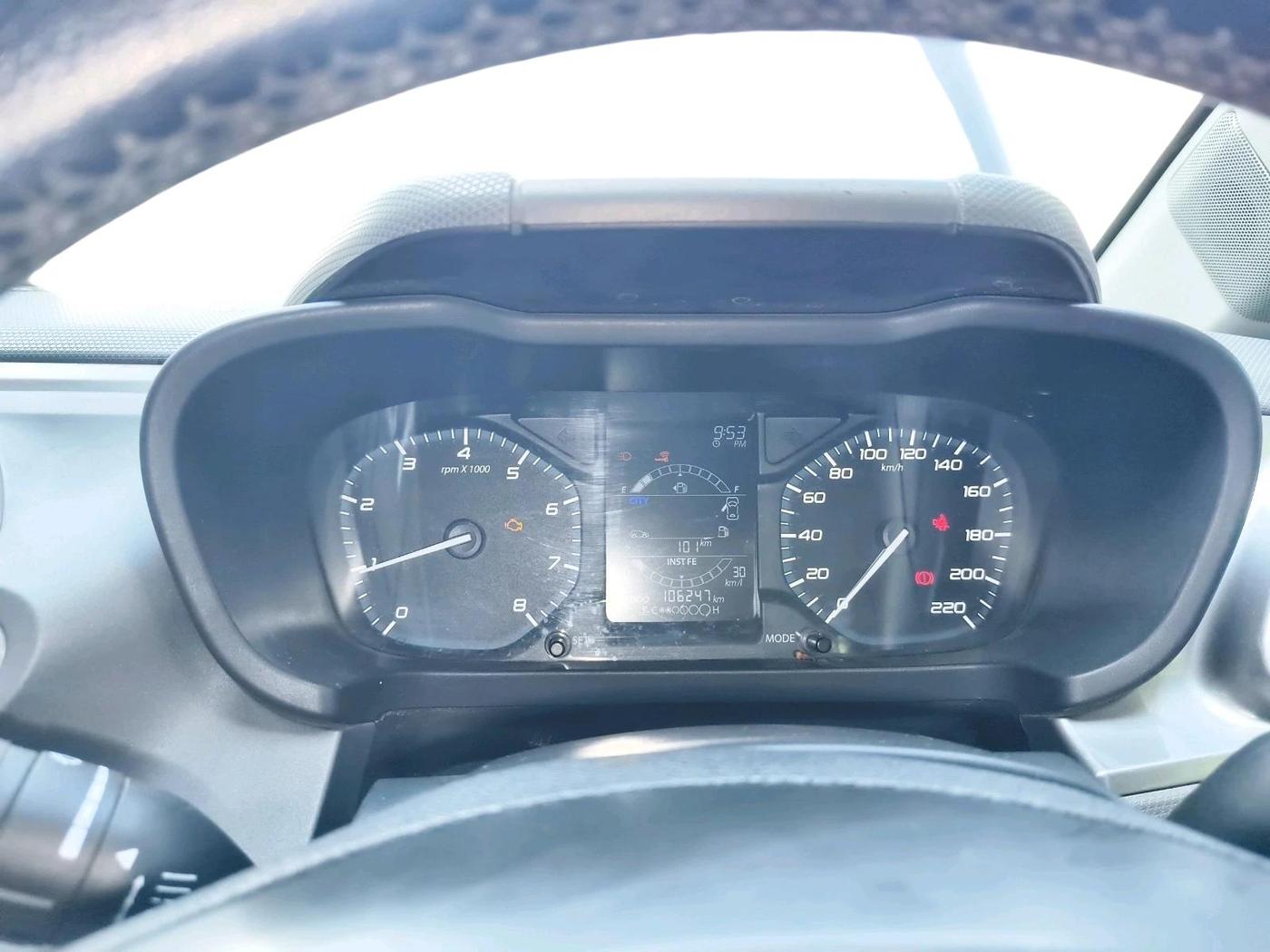 2020 Tata ALTROZ XT PETROL, Petrol, Manual, 1,06,247 km, interior