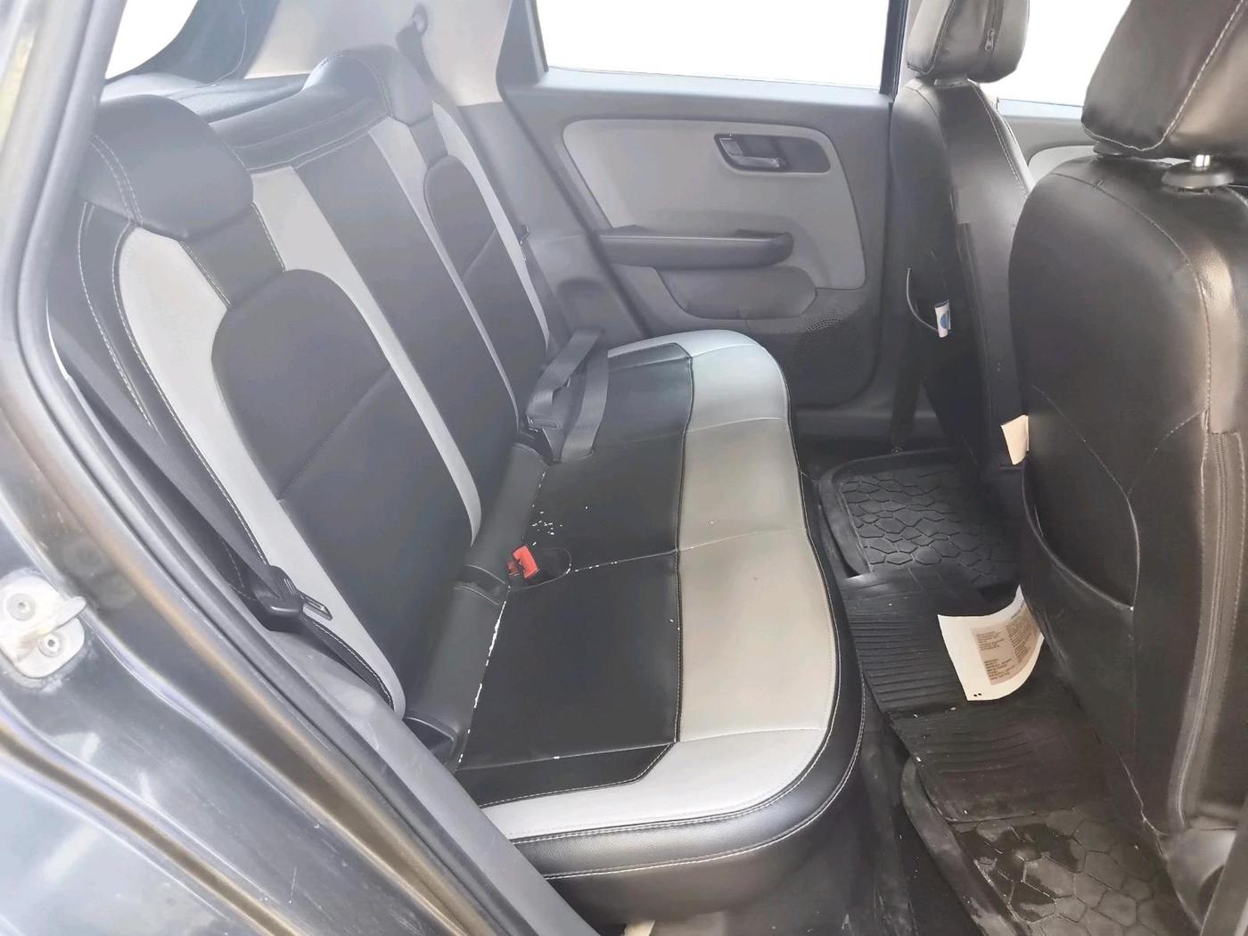 2020 Tata ALTROZ XT PETROL, Petrol, Manual, 1,06,247 km, interior