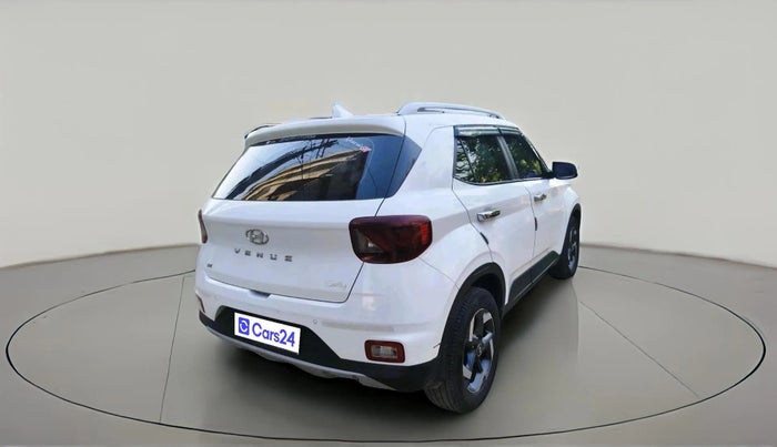 2020 Hyundai VENUE SX 1.5 CRDI, Diesel, Manual, 92,696 km, exterior