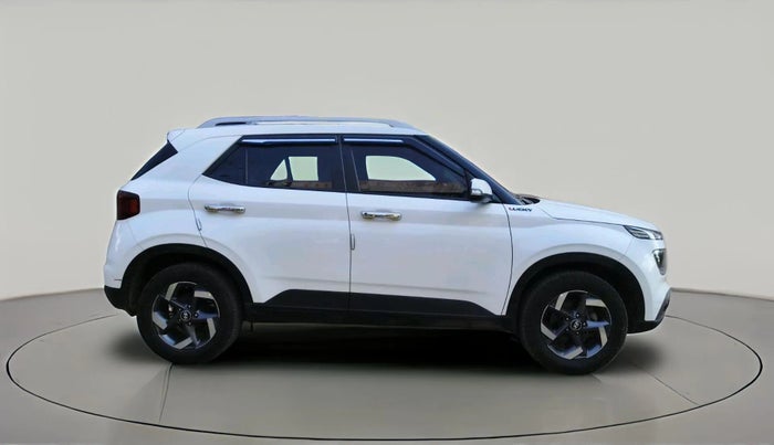 2020 Hyundai VENUE SX 1.5 CRDI, Diesel, Manual, 92,696 km, exterior