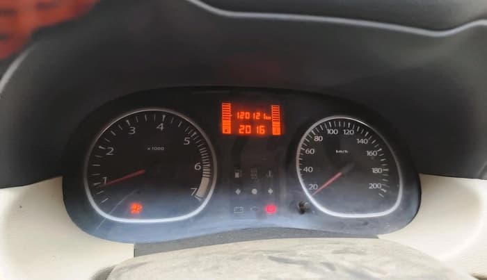 2013 Renault Duster 85 PS RXL DIESEL, Diesel, Manual, 1,20,121 km, interior