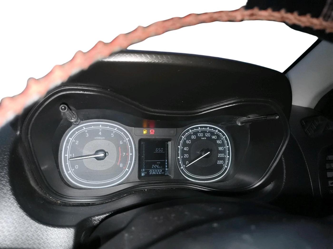 2022 Maruti Vitara Brezza VXI, Petrol, Manual, 93,222 km, interior