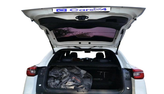 2021 Nissan MAGNITE XE, Petrol, Manual, 33,261 km, exterior