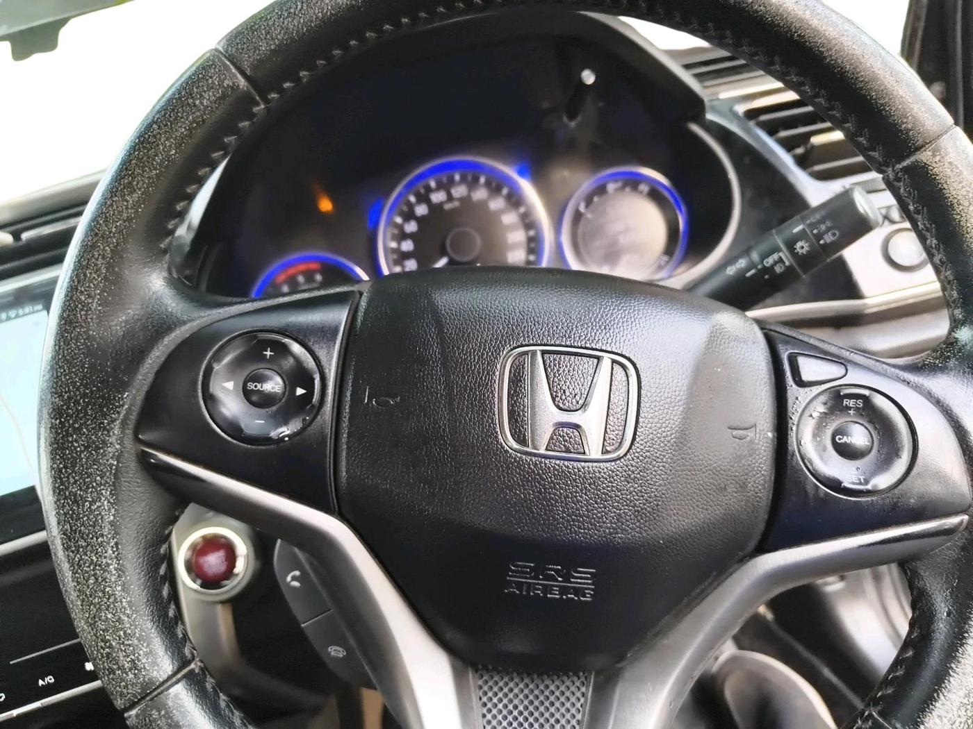 2016 Honda City 1.5L I-DTEC VX, Diesel, Manual, 98,786 km, interior