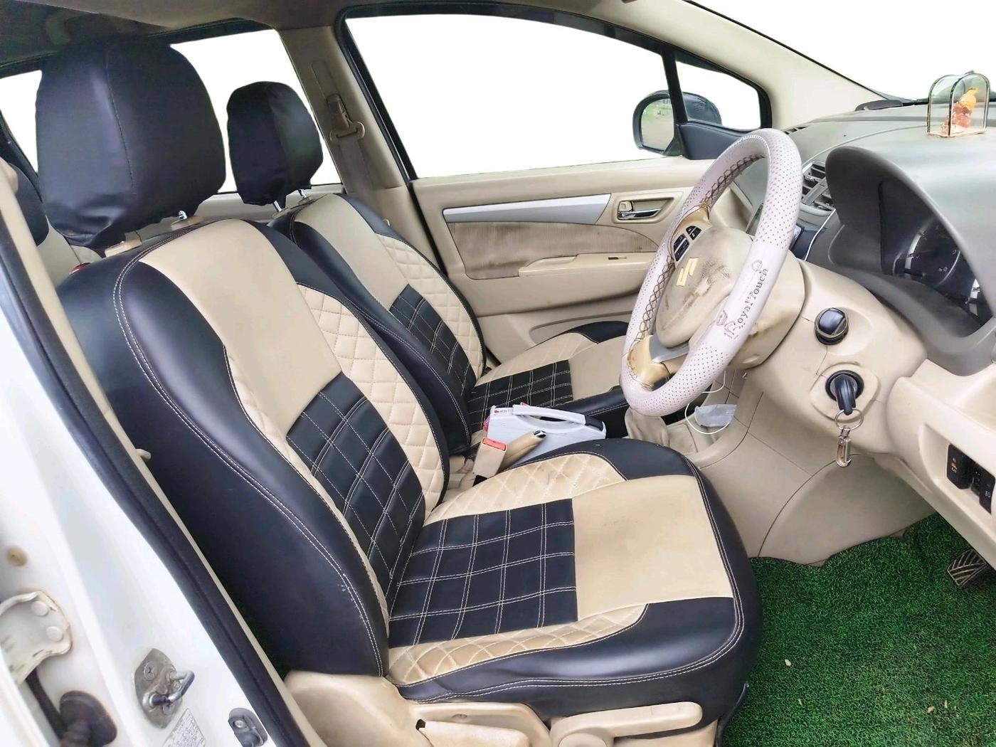 2014 Maruti Ertiga ZDI, Diesel, Manual, 2,81,461 km, interior