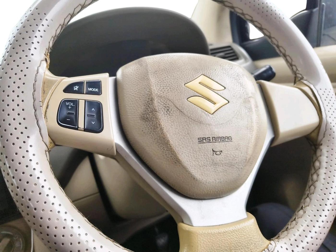 2014 Maruti Ertiga ZDI, Diesel, Manual, 2,81,461 km, interior
