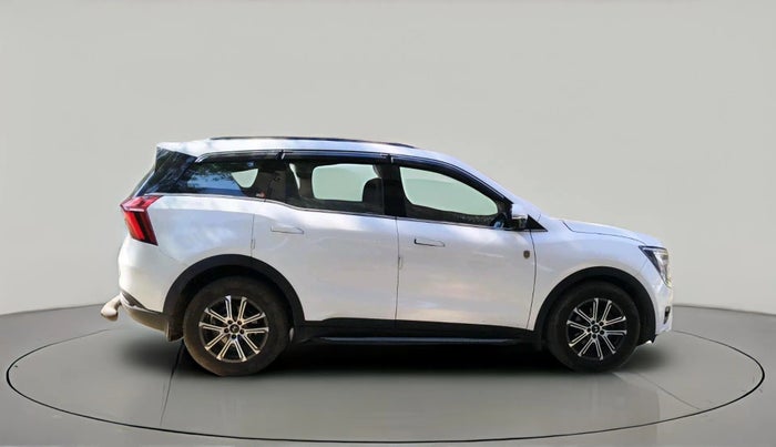 2024 Mahindra XUV700 AX7 Luxury Pack Diesel MT 7 STR, Diesel, Manual, 30,423 km, exterior