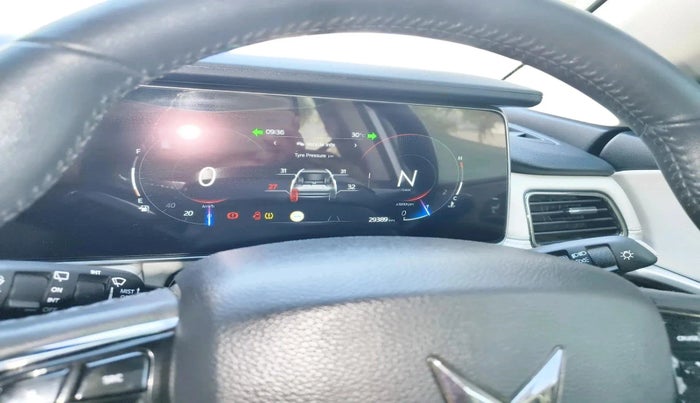 2024 Mahindra XUV700 AX7 Luxury Pack Diesel MT 7 STR, Diesel, Manual, 30,423 km, interior