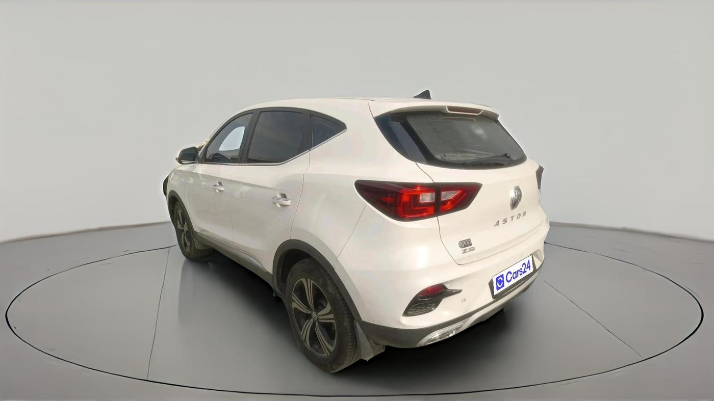 2024 MG ASTOR Sprint 1.5 MT (Ivory), Petrol, Manual, 17,299 km, exterior