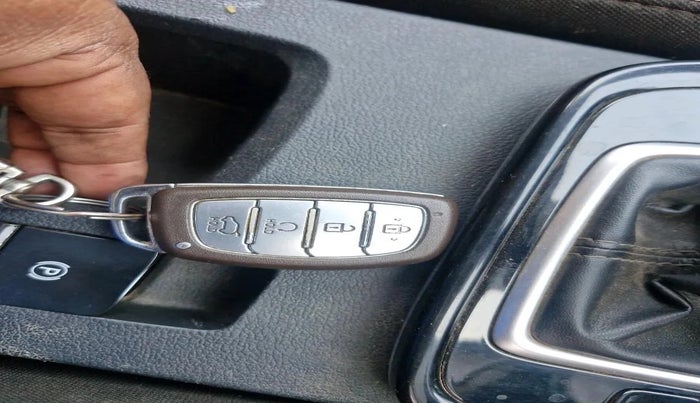 2021 Hyundai ALCAZAR 1.5 SIGNATURE MT 6STR, Diesel, Manual, 1,55,000 km, interior