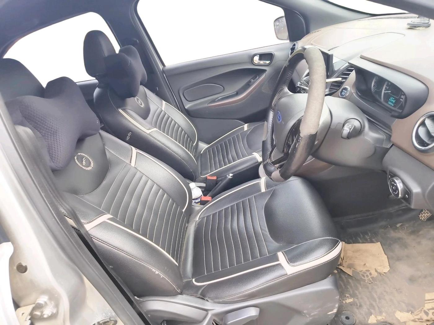 2019 Ford FREESTYLE TITANIUM 1.2 PETROL, Petrol, Manual, 1,58,808 km, interior