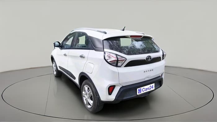 2023 Tata NEXON XM SUNROOF PETROL, Petrol, Manual, 43,571 km, exterior