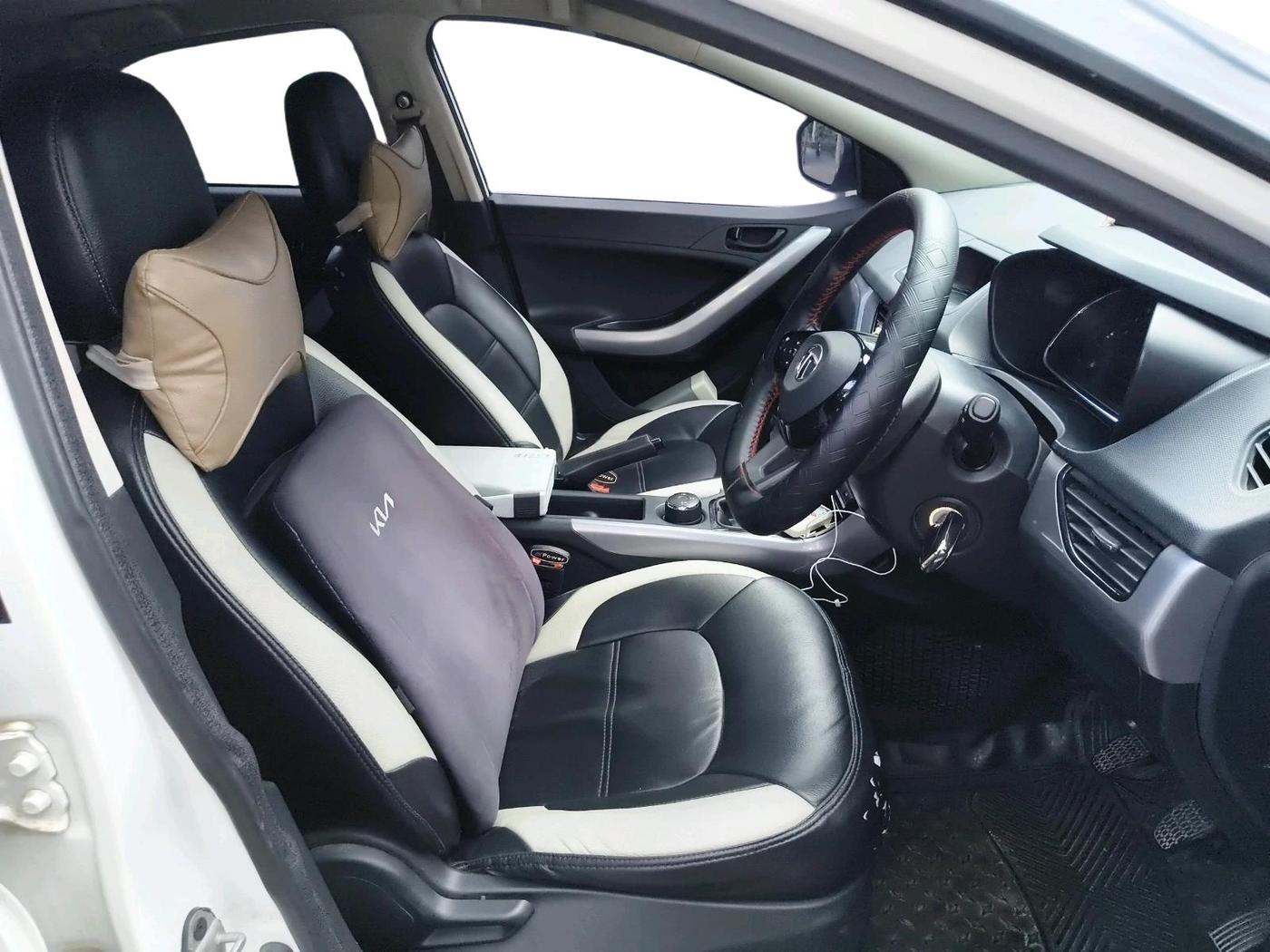 2022 Tata NEXON XM SUNROOF PETROL, Petrol, Manual, 40,424 km, interior