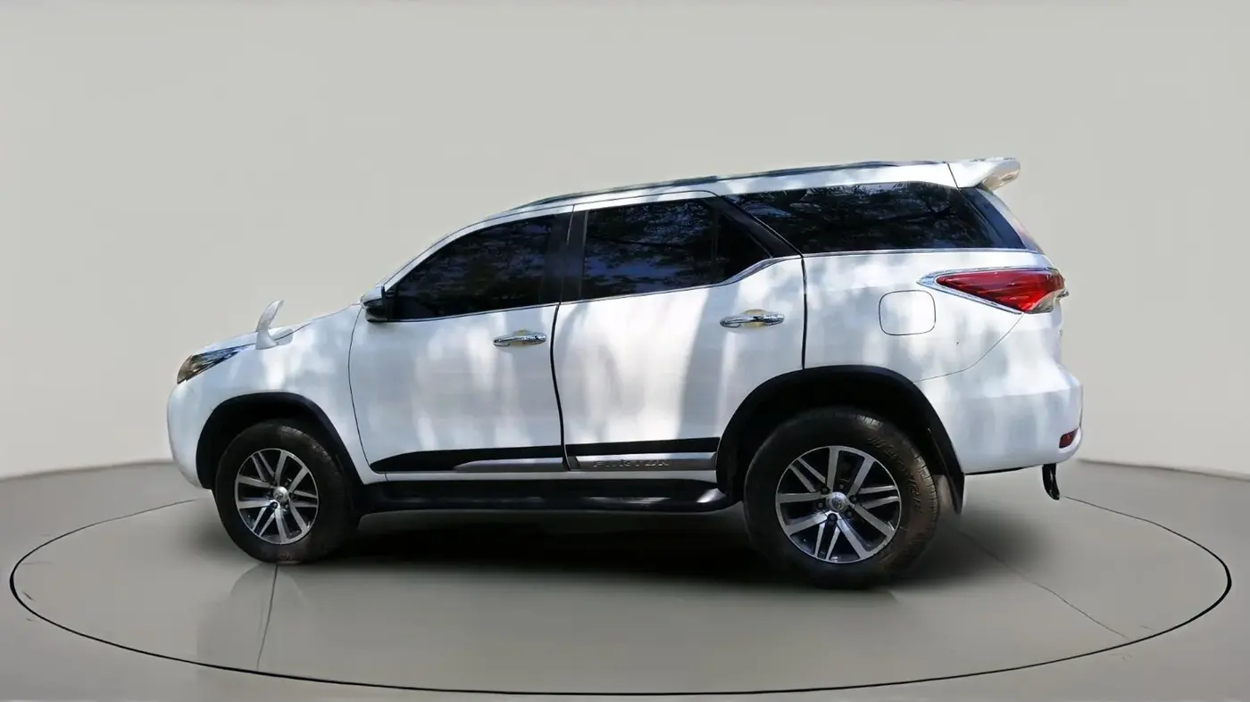 2018 Toyota Fortuner 2.8 4X4 AT, Diesel, Automatic, 1,62,086 km, exterior