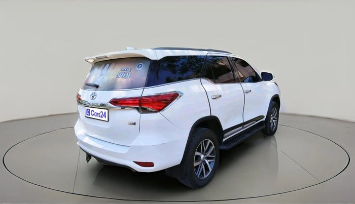 2018 Toyota Fortuner 2.8 4X4 AT, Diesel, Automatic, 1,62,086 km, exterior