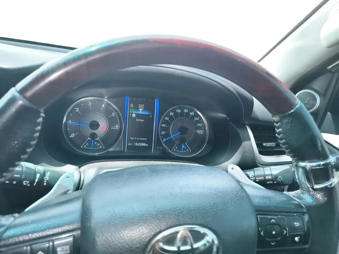 2018 Toyota Fortuner 2.8 4X4 AT, Diesel, Automatic, 1,62,086 km, interior