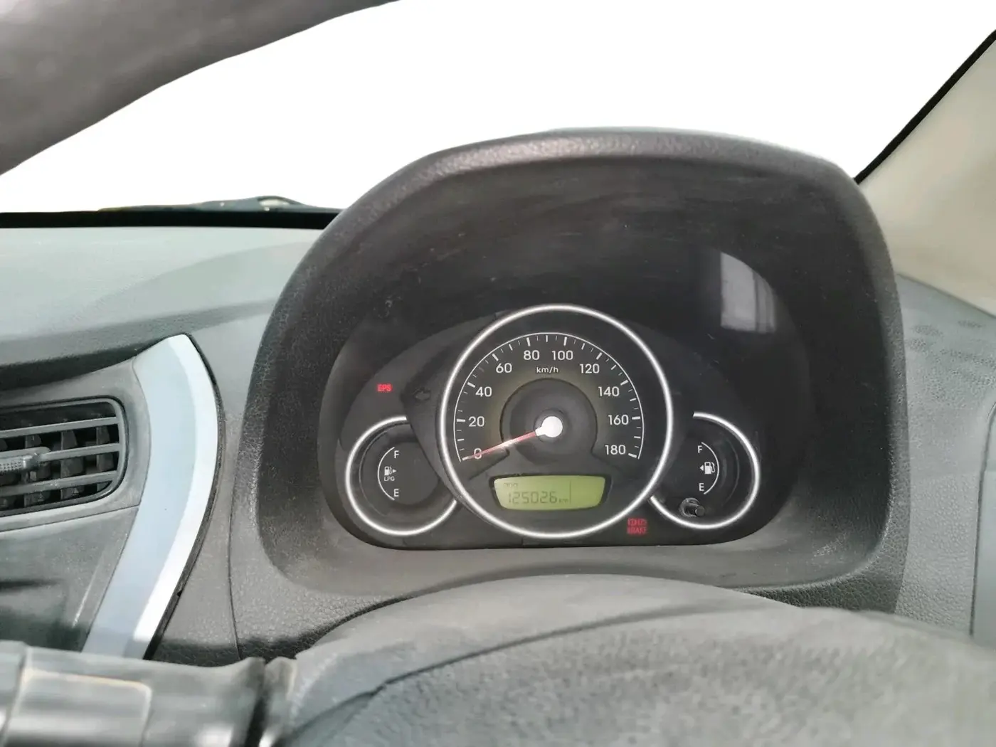 2013 Hyundai Eon ERA + LPG, Petrol, Manual, 1,25,026 km, interior