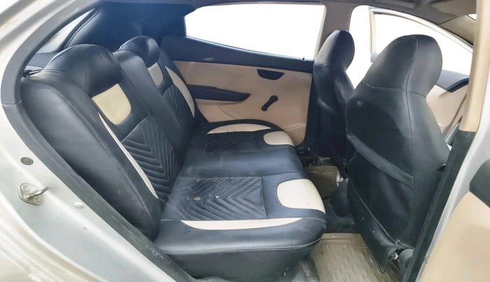 2013 Hyundai Eon ERA + LPG, Petrol, Manual, 1,25,026 km, interior