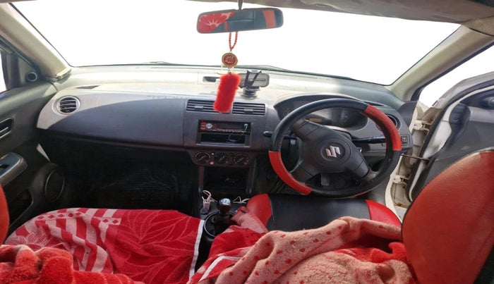 2008 Maruti Swift LDI, Diesel, Manual, 2,00,403 km, interior