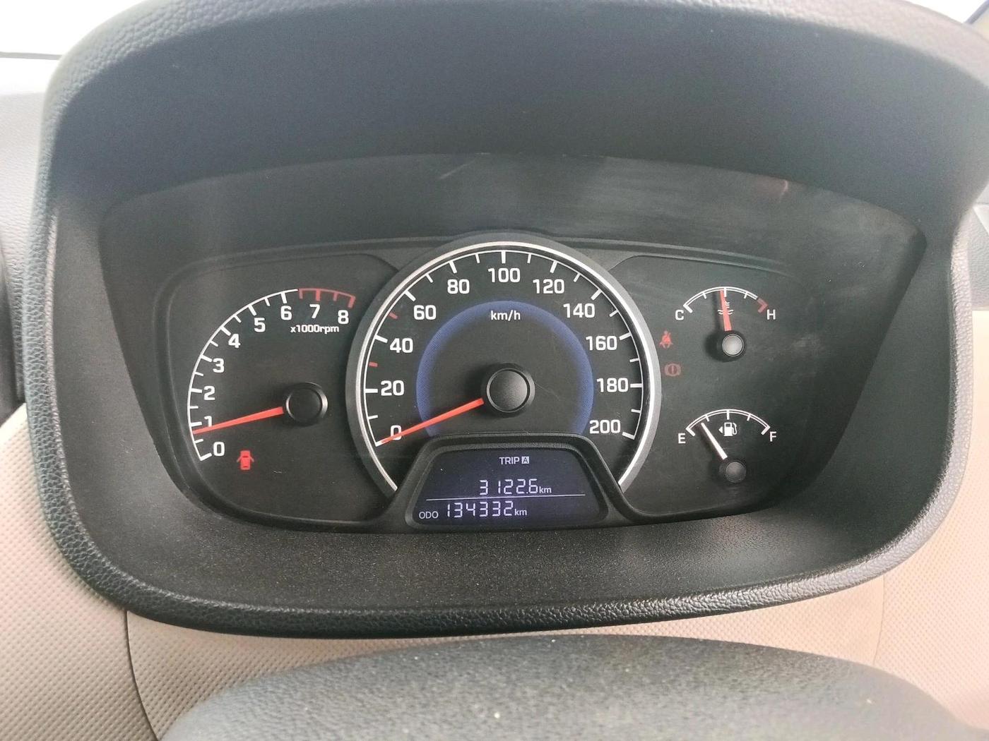 2019 Hyundai Grand i10 MAGNA 1.2 KAPPA VTVT, CNG, Manual, 1,34,332 km, interior