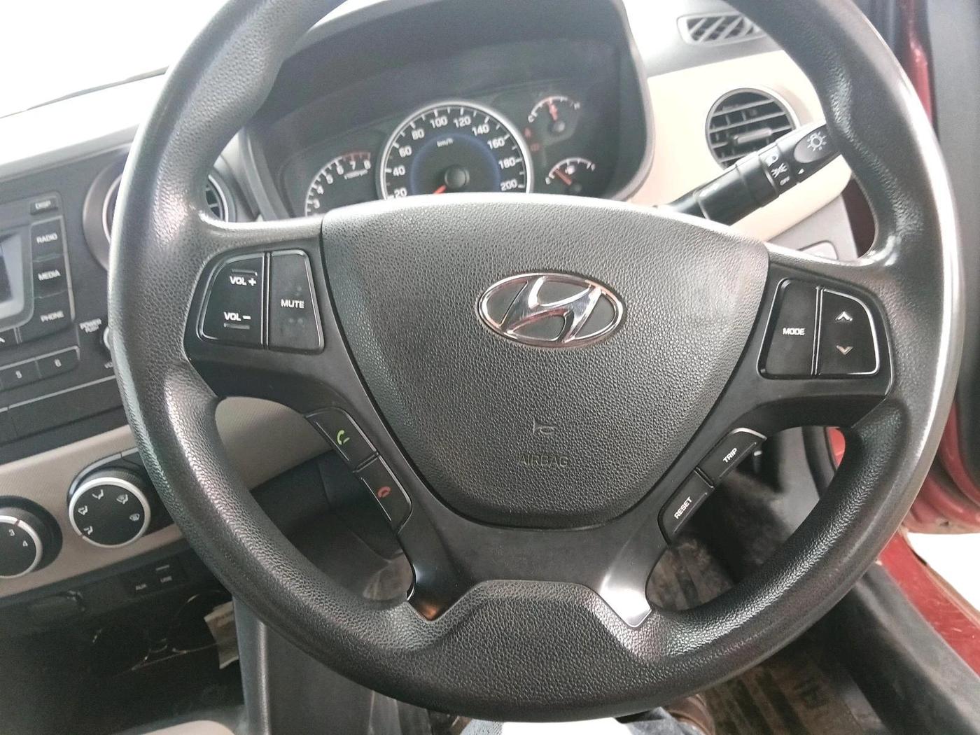 2019 Hyundai Grand i10 MAGNA 1.2 KAPPA VTVT, CNG, Manual, 1,34,332 km, interior